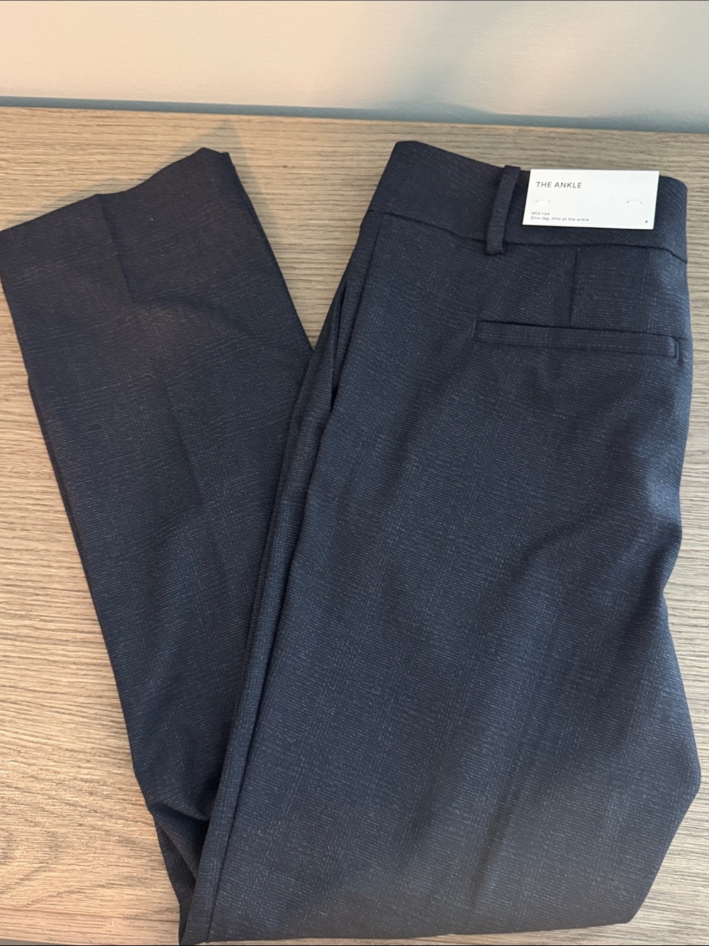 NWT Ann Taylor “The Ankle” Mid Rise Trousers